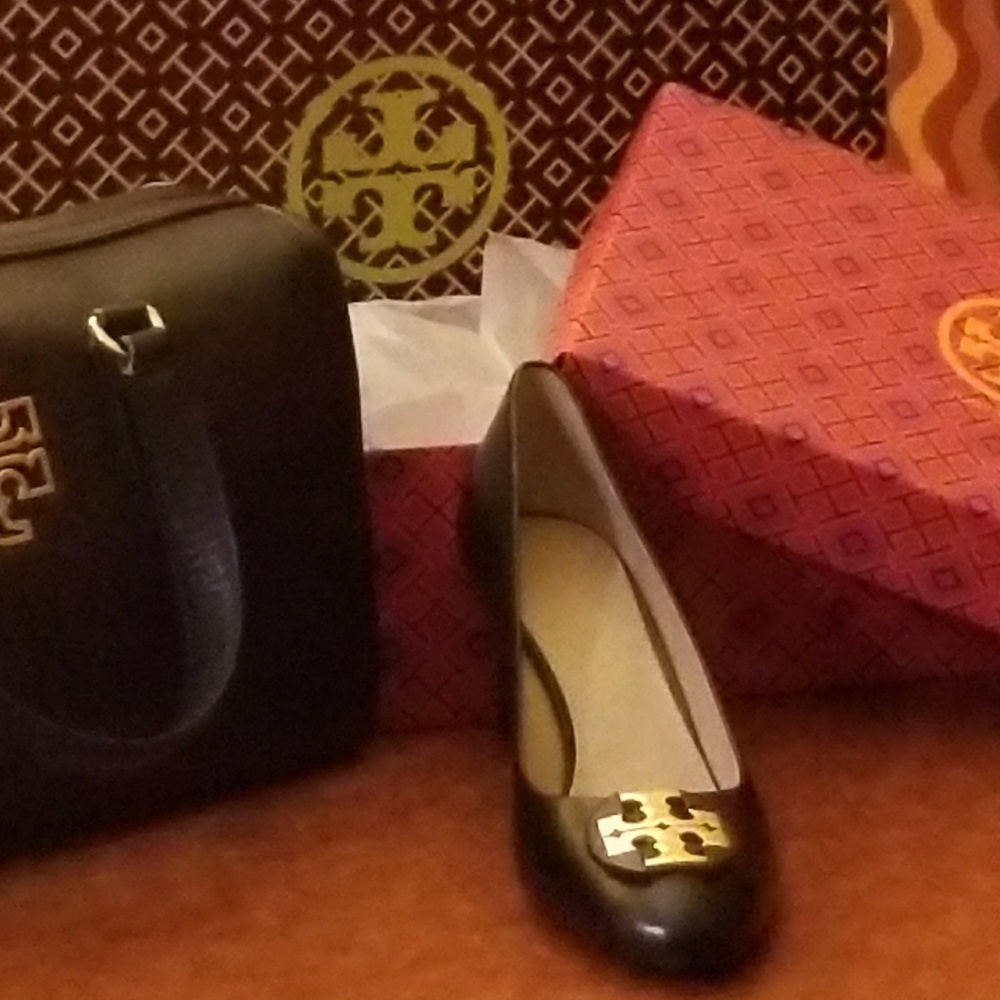Tory Burch Luna Wedge